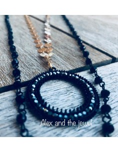 Διπλό κολιέ με ροζάριο με μαύρα κρύσταλλα,  χρυσή αλυσίδα με περίτεχνο σχέδιο και κρεμαστό στοιχείο με μαύρα στρας Aurelia 2