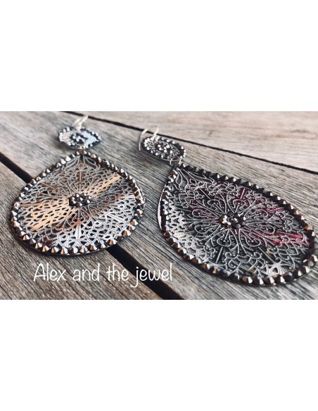 Κόσμημα σκουλαρίκια από μοτίφ φιλιγκρί με pave κρύσταλλα σε ασημί αποχρώσεις Adelaide