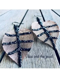 Κρεμαστά σκουλαρίκια από επιμεταλλωμένο φυσικό φύλλο σε ροζ χρυσό με διακόσμηση από πέτρες μαρκασίτη Falling Leaves 2