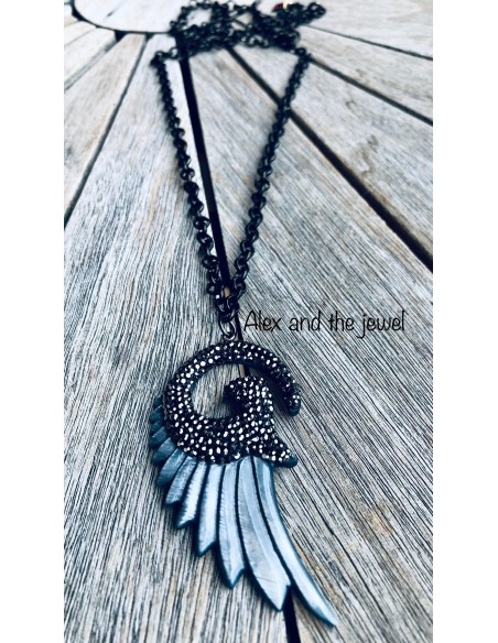 Εντυπωσιακό περίτεχνο μοτίφ από φίλντισι και πέτρες μαρκασίτη, δεμένο σε μαύρη μεταλλική αλυσίδα με αυξομείωση Gazelle