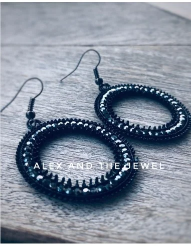 Κόσμημα σκουλαρίκια με μαύρο κυκλικό στοιχείο με στρας Aurelia