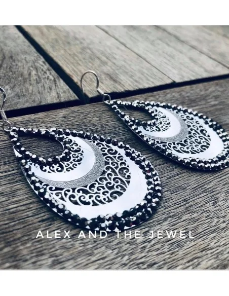 Κόσμημα σκουλαρίκια με ατσάλινο στοιχείο φιλιγκρί με pave κρύσταλλα σε σχήμα σταγόνας Isidora