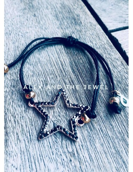 Χειροποίητο βραχιόλι με διάτρητο στοιχείο αστέρι με μαύρα ζιργκόν με αυξομείωση και επίχρυσα διακοσμητικά στοιχεία Starry night