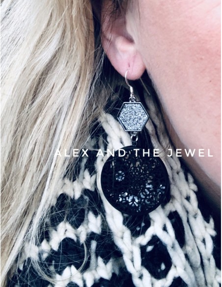 Σκουλαρίκια με κυκλικό μαύρο στοιχείο με κρύσταλλα και πλακέ πολύγωνο στοιχείο σε ασημί Granada