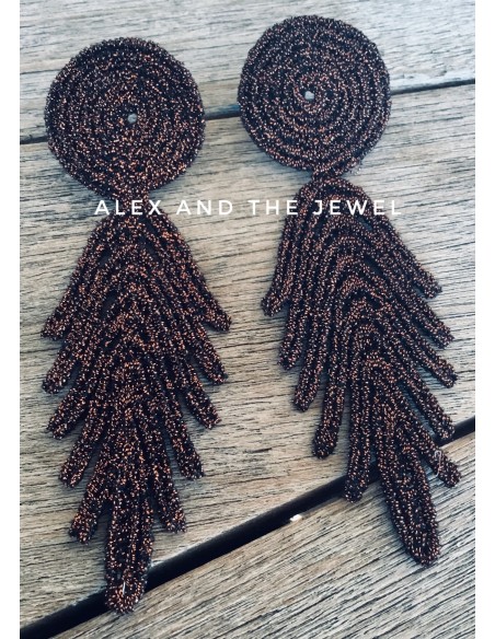 Κόσμημα σκουλαρίκια με στοιχείο με περίτεχνο κέντημα με την τεχνική λασέ, σε μπρονζέ ή γκρι απόχρωση Knossos