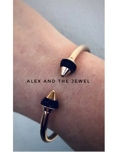 Χειροπέδα από ατσάλι σε ροζ χρυσό με μαύρα ζιργκόν Cassiopeia