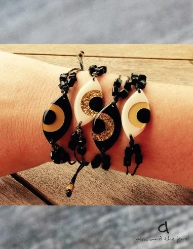 Χειροποίητο κόσμημα βραχιόλι με στοιχείο μάτι σε διάφορες αποχρώσεις, κρύσταλλα και αυξομείωση Look up