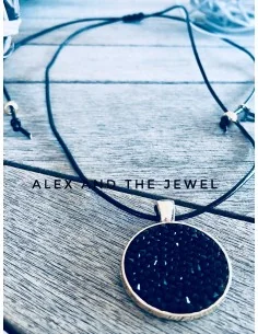 Κολιέ με επίχρυσο στοιχείο από ατσάλι σε δερμάτινο... 2