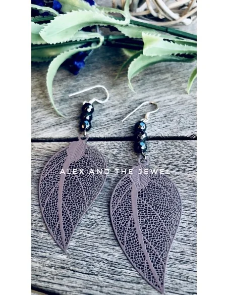 Χειροποίητο κόσμημα σκουλαρίκια από στοιχείο φιλιγκρί σε γκρι μωβ με ημιπολύτιμες πέτρες Αιματίτη Purple Shadow
