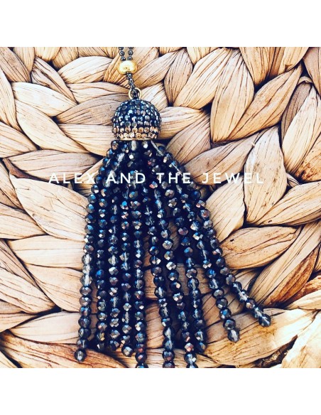 Χειροποίητο γυναικείο μακρύ κολιέ με φούντα από κρύσταλλα και πέτρες Μαρκασίτη δεμένο σε αλυσίδα διαμαντοκοπής  Crystal Rain