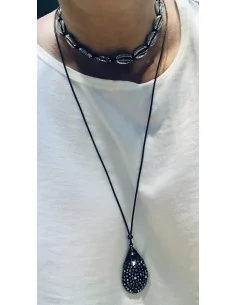 Κόσμημα κολιέ με ασημί κοχύλια σε μαύρο κορδόνι Shells 2
