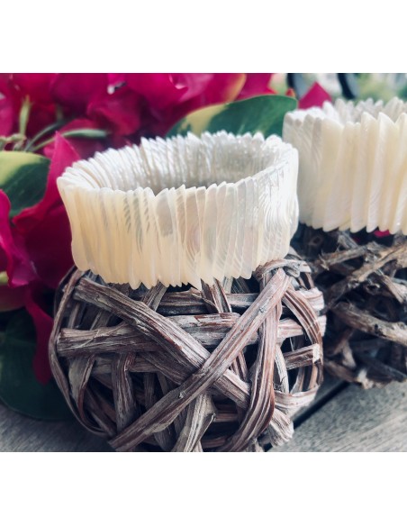 Χειροποίητο κόσμημα βραχιόλι από λεπτά φύλλα Φίλντισι σε λευκό σε 2 μεγέθη Feel the sea Χειροποίητο κόσμημα βραχιόλι από λεπτά φύλλα Φίλντισι σε λευκό σε 2 μεγέθη Feel the sea