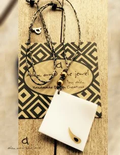 Γυναικείο κόσμημα κολιέ κρεμαστό τετράγωνο από plexiglass με μάτι 2