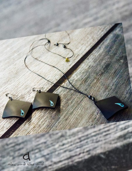 Κόσμημα γεωμετρικά σκουλαρίκια σε 2 αποχρώσεις με γάντζους από ασήμι 925 The Square