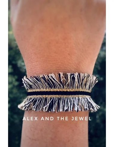 Χειροποίητο γυναικείο κόσμημα βραχιόλι από τρέσα με κρόσσια σε γκρι, μαύρο και χρυσό Kenya