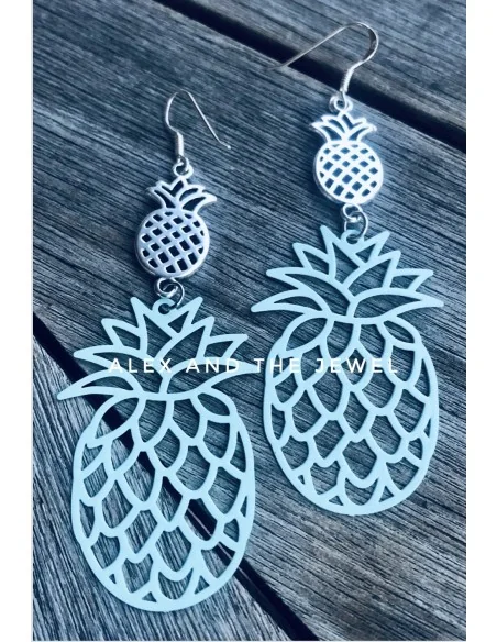 Κόσμημα σκουλαρίκια από διάτρητο βεραμάν στοιχείο ανανά και μεταλλικό ασημί στοιχείο ανανά Pin up girl