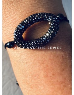 Χειροποίητο βραχιόλι με οβάλ διάτρητο κεντρικό στοιχείο στολισμένο με πέτρες μαρκασίτη Kassiani 2