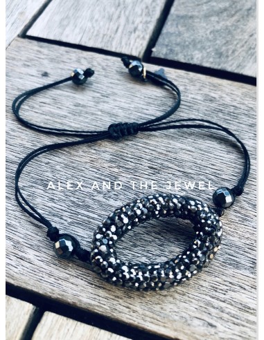 Χειροποίητο βραχιόλι με οβάλ διάτρητο κεντρικό στοιχείο στολισμένο με πέτρες μαρκασίτη Kassiani