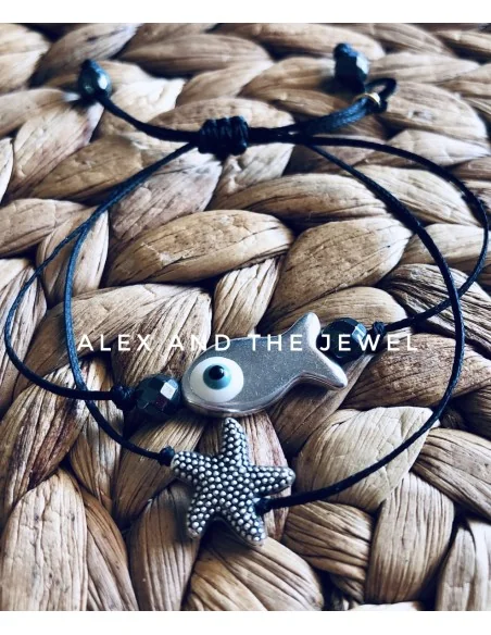 Χειροποίητο βραχιόλι με ασημί ψαράκι και αστερία σε κορδόνι Summer Χειροποίητο βραχιόλι με ασημί ψαράκι και αστερία σε κορδόνι Summer