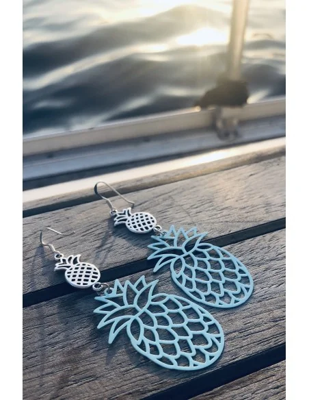 Κόσμημα σκουλαρίκια από διάτρητο βεραμάν στοιχείο ανανά και μεταλλικό ασημί στοιχείο ανανά Pin up girl