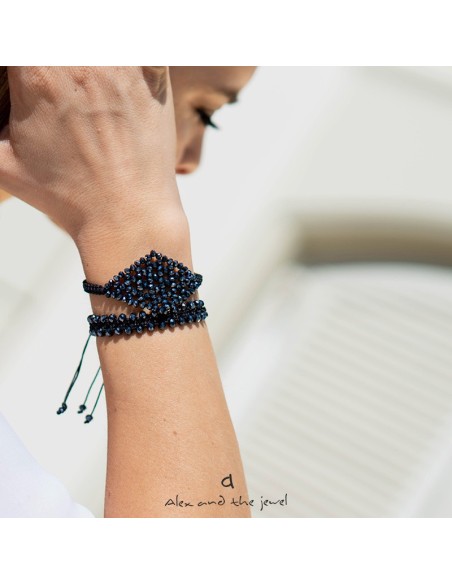 Χειροποίητο γυναικείο κόσμημα βραχιόλι ρόμβος με κρύσταλλα σε ασημί ή blue black Elpis