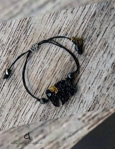 Χειροποίητο κόσμημα βραχιόλι με στοιχείο ελεφαντάκι σε 3 αποχρώσεις και ημιπολύτιμες πέτρες με αυξομείωση Baby elephant 2