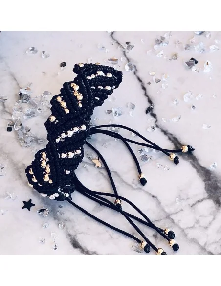 Χειροποίητο γυναικείο βραχιόλι μακραμέ με κρύσταλλα Zenia Χειροποίητο γυναικείο βραχιόλι μακραμέ με κρύσταλλα Zenia