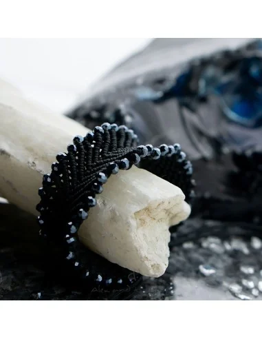 Χειροποίητο γυναικείο κόσμημα μαύρο βραχιόλι μακραμέ Biliana
