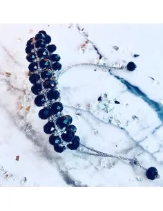 Χειροποίητο γυναικείο βραχιόλι μακραμέ με μαύρα κρύσταλλα σε ασημί κλωστή Frida