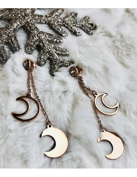 Χειροποίητο γυναικείο κόσμημα κρεμαστά σκουλαρίκια φεγγάρια σε ροζ χρυσό Celestial Χειροποίητο γυναικείο κόσμημα κρεμαστά σκουλαρίκια φεγγάρια σε ροζ χρυσό Celestial