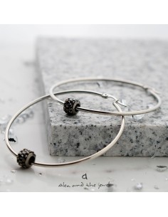 Χειροποίητο γυναικείο κόσμημα σκουλαρίκια κρίκοι από ατσάλι με ροδέλα Adelina