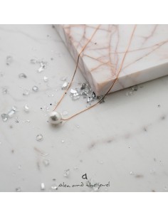 Γυναικείο κολιέ με κεντρικό στοιχείο πέρλα σε ασημένια αλυσίδα  Cannes