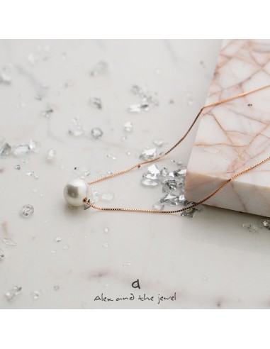 Γυναικείο κολιέ με κεντρικό στοιχείο πέρλα σε ασημένια αλυσίδα  Cannes