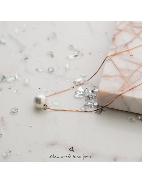 Γυναικείο κολιέ με κεντρικό στοιχείο πέρλα σε ασημένια αλυσίδα  Cannes