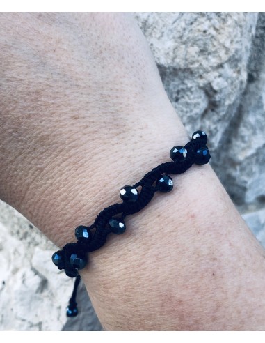 Χειροποίητο μαύρο γυναικείο βραχιόλι μακραμέ με κρύσταλλα σε blue black Felice