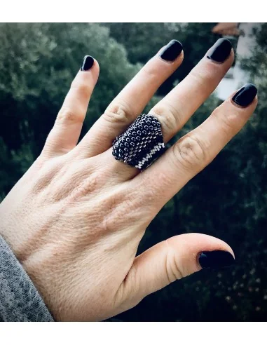 Χειροποίητο γυναικείο δαχτυλίδι με χάντρες Miyuki Arsinoi