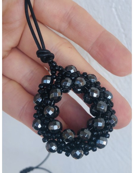 Χειροποίητο γυναικείο κόσμημα κολιέ με χάντρες Miyuki και πέτρες αιματίτη Bruges