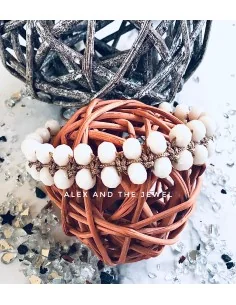 Χειροποίητο γυναικείο βραχιόλι μακραμέ με λευκά κρύσταλλα Joy 2