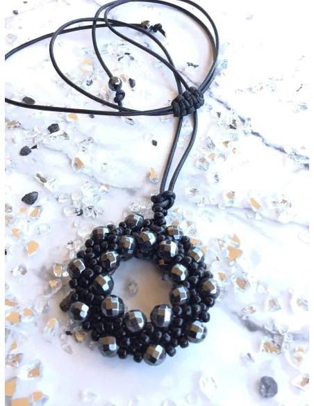 Χειροποίητο γυναικείο κόσμημα κολιέ με χάντρες Miyuki και πέτρες αιματίτη Bruges