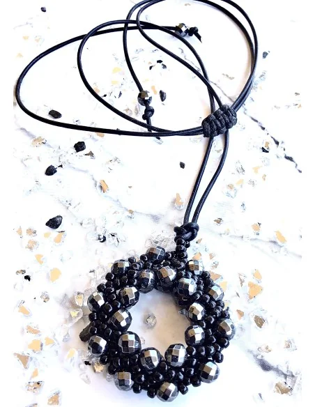 Χειροποίητο γυναικείο κόσμημα κολιέ με χάντρες Miyuki και πέτρες αιματίτη Bruges