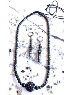 Χειροποίητο γυναικείο κολιέ με κεντρικό στοιχείο μπίλια από πέτρες Μαρκασίτη και πέτρες αιματίτη Driida 2