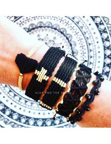 Χειροποίητο γυναικείο βραχιόλι μακραμέ με σταυρό  Dio