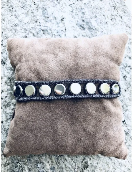 Χειροποίητο γυναικείο βραχιόλι με πέτρες αιματίτη Dioni