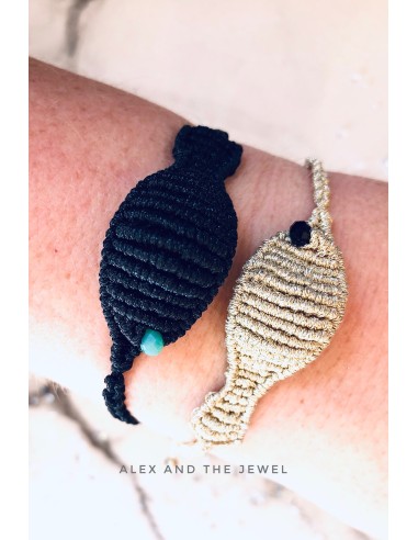 Χειροποίητο βραχιόλι μακραμέ σε σχέδιο ψαράκι σε μπεζ ή μαύρο My little fish Χειροποίητο βραχιόλι μακραμέ σε σχέδιο ψαράκι σε μπεζ ή μαύρο My little fish