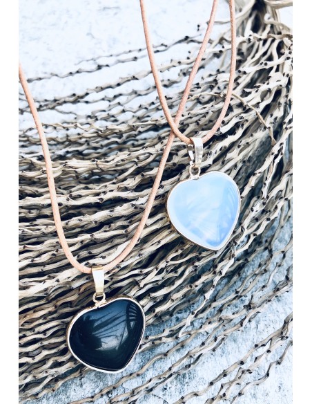 Χειροποίητο γυναικείο κολιέ σε σχέδιο καρδιά από Φίλντισι ή Μαύρο Όνυχα  The heart