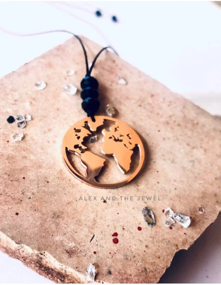 Χειροποίητο γυναικείο κολιέ από ατσάλι σε ροζ χρυσό σε σχέδιο γη με διακοσμητικά κρύσταλλα Τσεχίας Cosmos