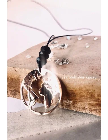 Χειροποίητο γυναικείο κολιέ από ατσάλι σε ροζ...