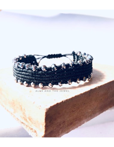 Χειροποίητο γκρι βραχιόλι μακραμέ με κρύσταλλα Sarline