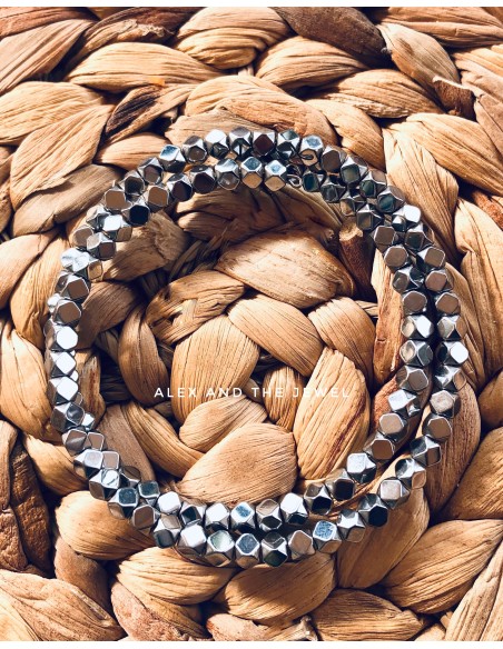 Χειροποίητο γυναικείο δίσειρο βραχιόλι με πέτρες αιματίτη Ariana