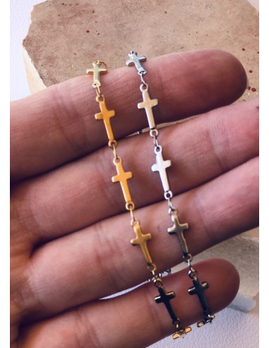 Χειροποίητο γυναικείο βραχιόλι από ατσάλι με μικρά σταυρουδάκια σε ασημί ή χρυσό και αυξομείωση στο τελείωμα Faith